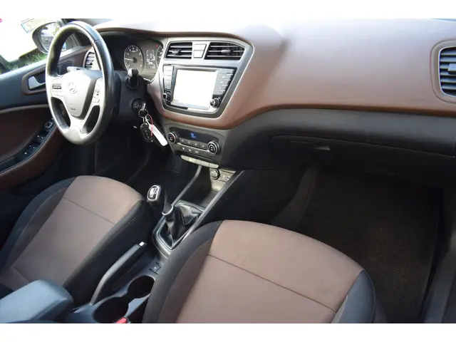 Hyundai i20 1.0 T-GDI Comfort 2018 Benzine 9