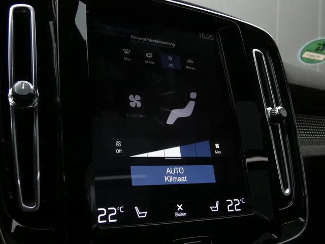 Volvo XC40 2.0 T5 AWD R-Design 2018 Benzine 56