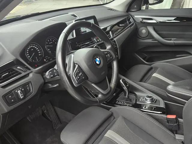 BMW X1 sDrive20i SPORTLINE 2018 Benzine 4