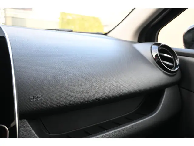 Renault Clio Estate TCe 90 Limited 2020 Benzine 29