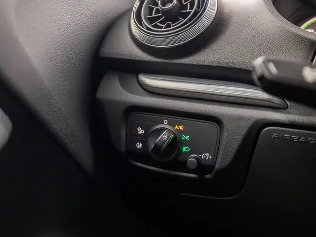 Audi A3 Sportback 1.4 e-tron Sport 2017 Hybride Benzine 27