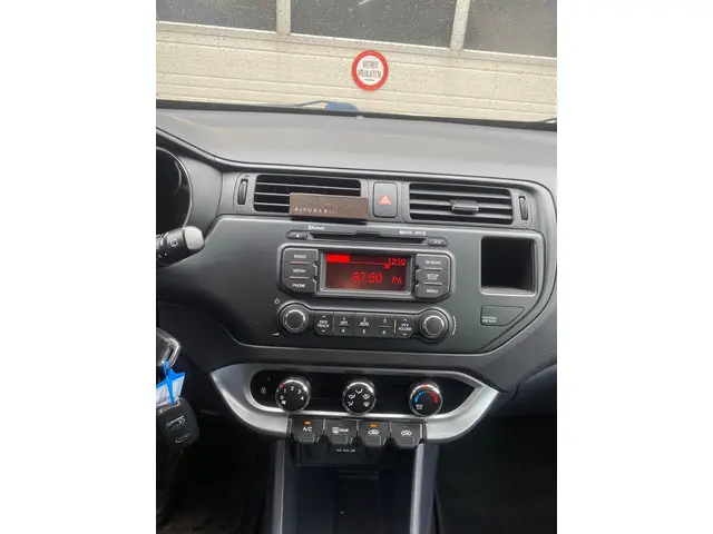 Kia Rio 1.2 CVVT BusinessLine 2014 Benzine 10