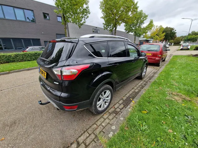 Ford Kuga 1.5 EcoBoost ST Line 2017 Benzine 3