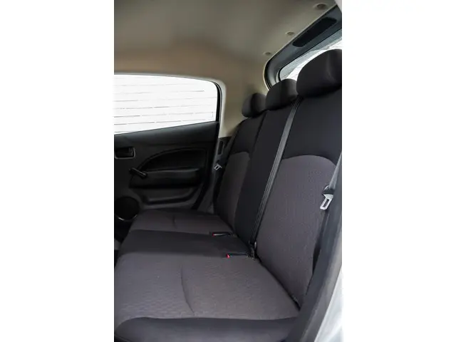 Mitsubishi Space Star 1.0 Cool+ 2018 Benzine 20