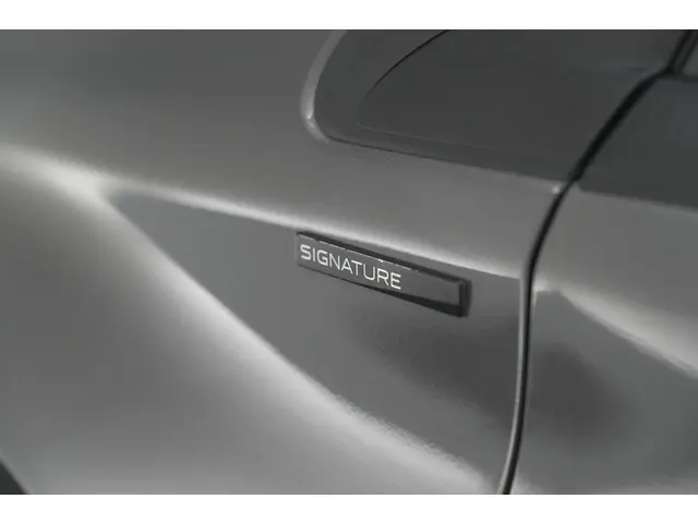 Peugeot 208 PureTech 82 Signature 2018 Benzine 4