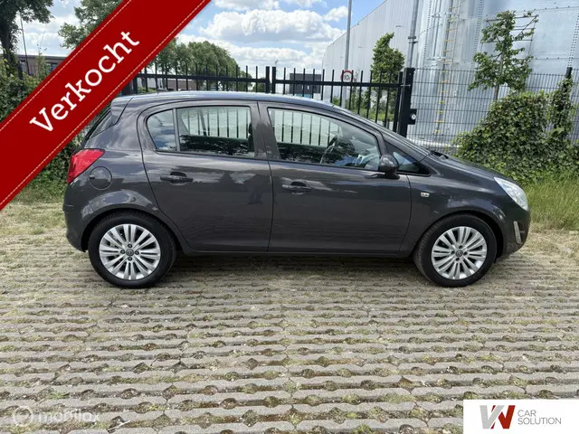 Opel Corsa 1.4-16V Anniversary Edition 2013 Benzine 5