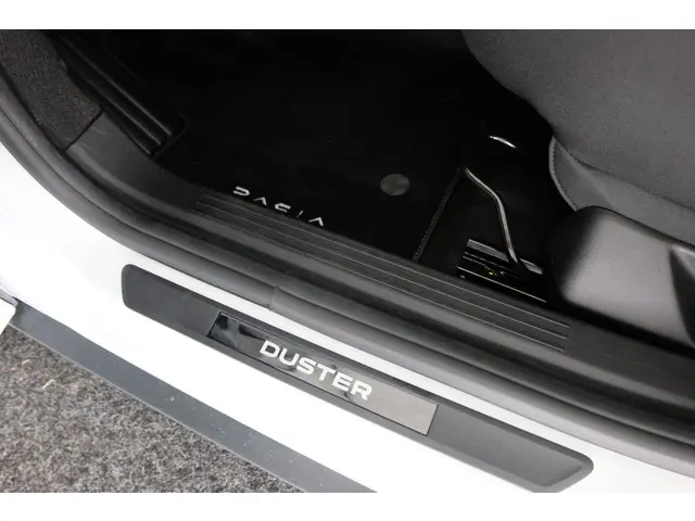 Dacia Duster 1.0 TCe 100 ECO-G Essential 2024 LPG/Gas 29