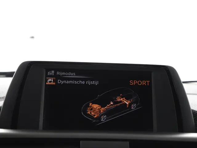 BMW 1 Serie 116i Business Limited Edition 2012 Benzine 43
