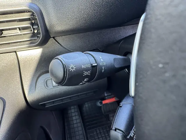 Peugeot Partner 1.5 BlueHDi 130 EAT8 S&S L1 2023 Diesel 26