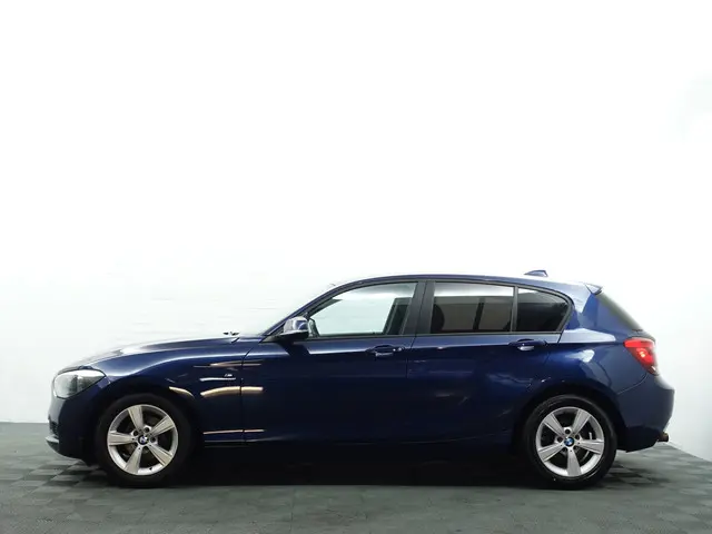 BMW 1 Serie 114i EDE High Executive 2013 Benzine 31