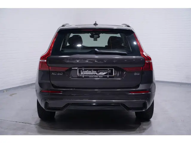 Volvo XC60 B5 Plus Dark 2023 Benzine 8