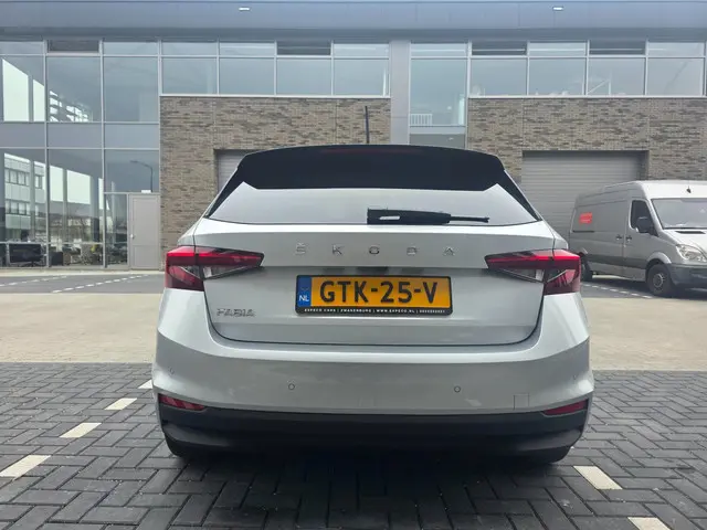 Škoda Fabia 1.0 TSI Monte Carlo 2024 Benzine 5