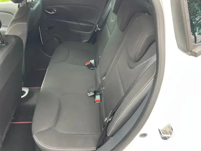 Renault Clio 0.9 TCe Expression 2014 Benzine 12