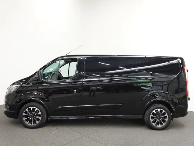 Ford Transit Custom 320 2.0 TDCI L2H1 Sport 2023 Diesel 4