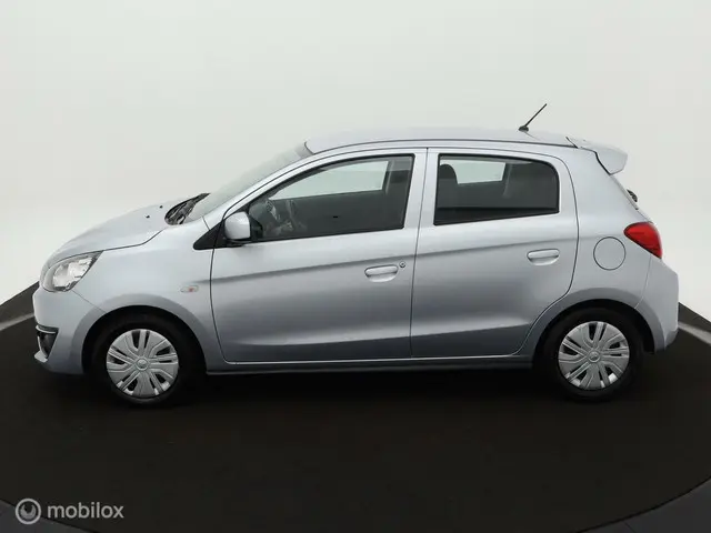 Mitsubishi Space Star 3
