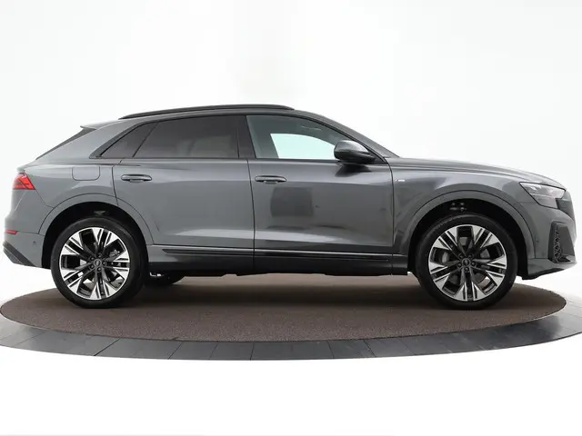 Audi Q8 Pro Line S 55 TFSI e 394 PK 2025 Hybride Benzine 28