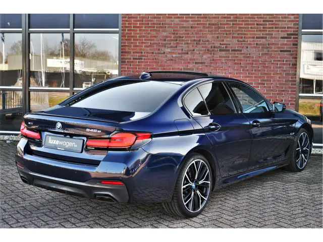 BMW 5 Serie 545e xDrive M-Sport 2021 Hybride Benzine 71