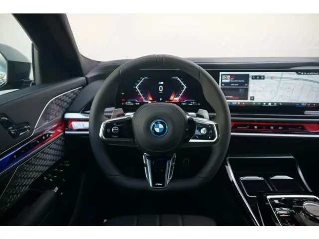BMW 7 Serie 750e xDrive 2025 Hybride Benzine 17