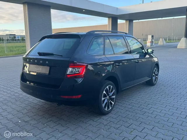 Škoda Fabia Combi 1.0 TSI Active 2020 Benzine 12