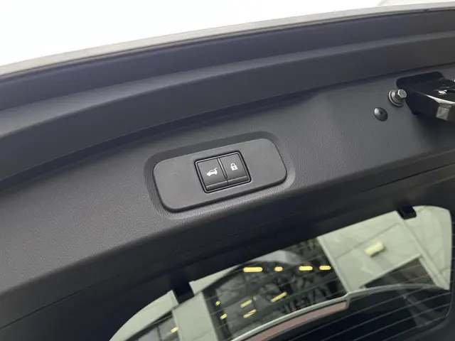 Nissan QASHQAI 1.3 MHEV Tekna 2025 Benzine 20