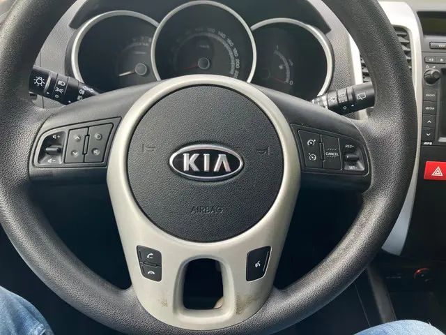 Kia Venga 1.4 CVVT Plus Pack 2012 Benzine 12
