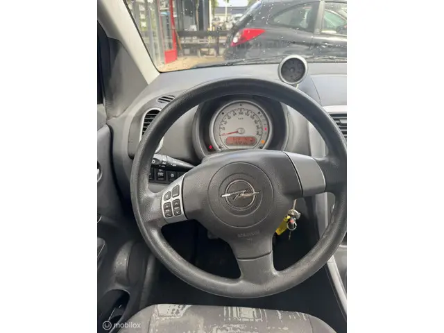 Opel Agila 1.0 |WeinigKm| 2014 Benzine 11