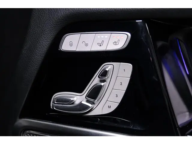 Mercedes-Benz G-Klasse 63 2019 Benzine 36