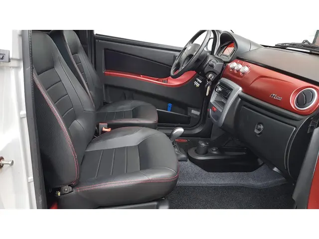 Microcar M.go Brommobiel SXI DCI Automaat 2016 Diesel 9