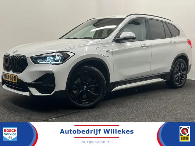 BMW X1 xDrive25e 2022 Hybride Benzine