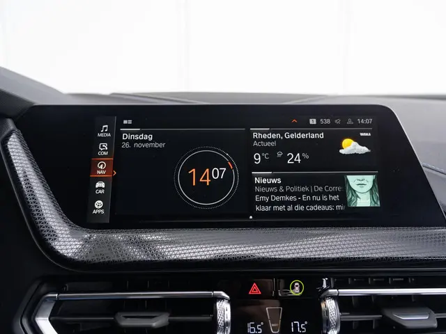 BMW 1 Serie 5-deurs 118i 2023 Benzine 22