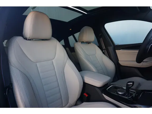 BMW X4 xDrive30i 2026 Benzine 9