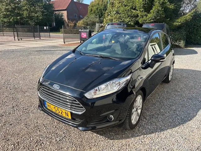 Ford Fiesta 1.0 EcoBoost Titanium 2015 Benzine 2
