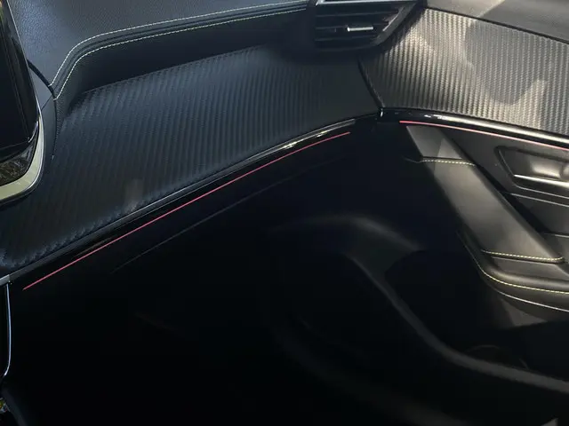 Peugeot 208 1.2 PureTech GT 2023 Benzine 26