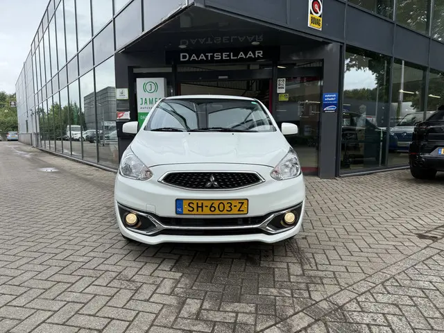Mitsubishi Space Star 2