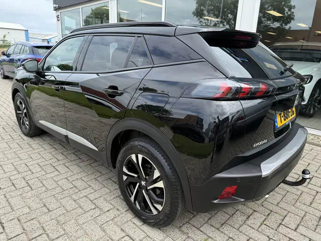 Peugeot 2008 1.2 PureTech Allure Pack 2022 Benzine 9