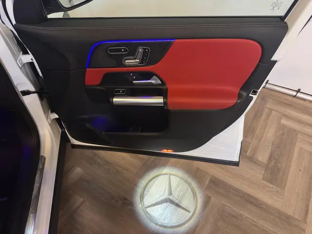 Mercedes-Benz GLA AMG 45 4MATIC+ 2021 Benzine 12