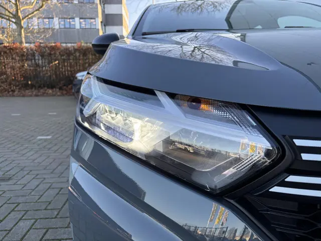 Dacia Sandero 1.0 TCe 90 Journey 2025 Benzine 20