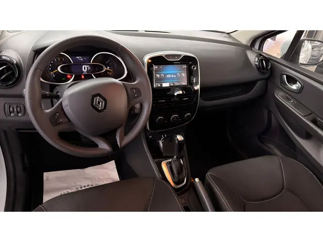 Renault Clio 1.2 Expression Automaat 2015 Benzine 7