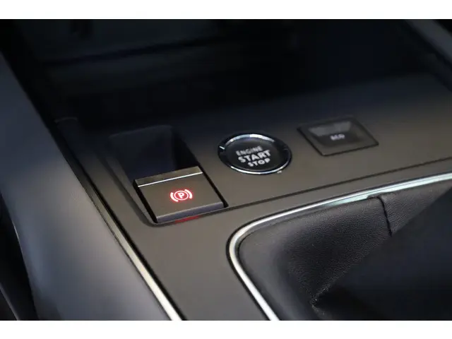 Citroën C5 Aircross PT 130 Shine 2019 Benzine 25