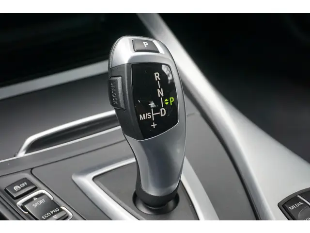 BMW 1 Serie 118i 2019 Benzine 12