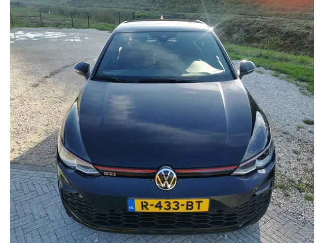 Volkswagen Golf 2.0 TSI GTI 2021 Benzine 2