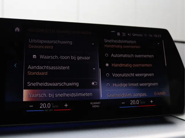 BMW X1 sDrive18i 2023 Benzine 46