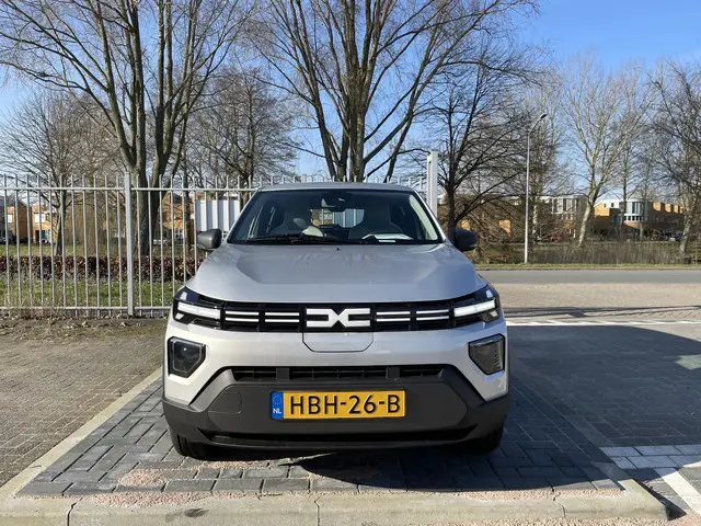 Dacia Spring Expression 65 26.8 kWh 2025 Elektrisch 8