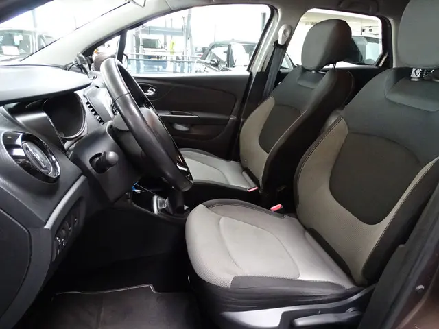 Renault Captur 0.9 TCe Expression 2014 Benzine 10