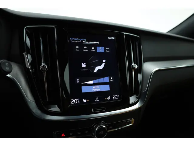 Volvo V60 2.0 T4 Inscription 2020 Benzine 14