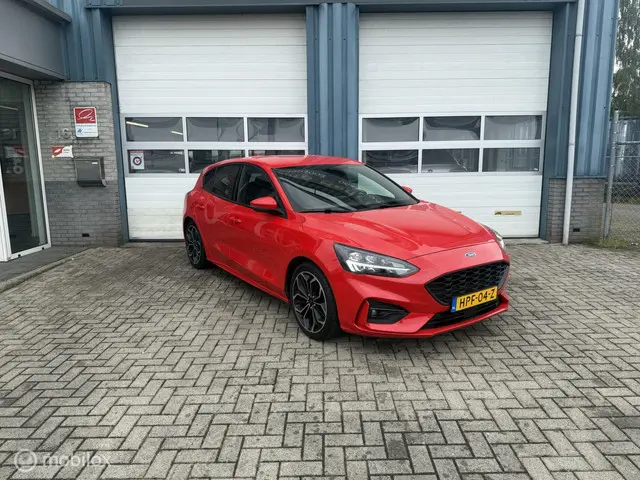 Ford Focus 1.0 EcoBoost Vignale 2019 Benzine 4