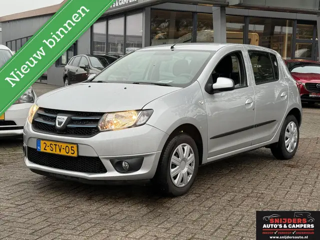 Dacia Sandero 0.9 TCe Lauréate 12/2013 Navi 2013 Benzine