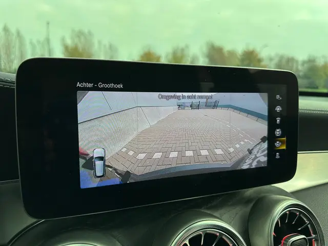 Mercedes-Benz GLC 300d 4MATIC AMG Pakket 2019 Diesel 33