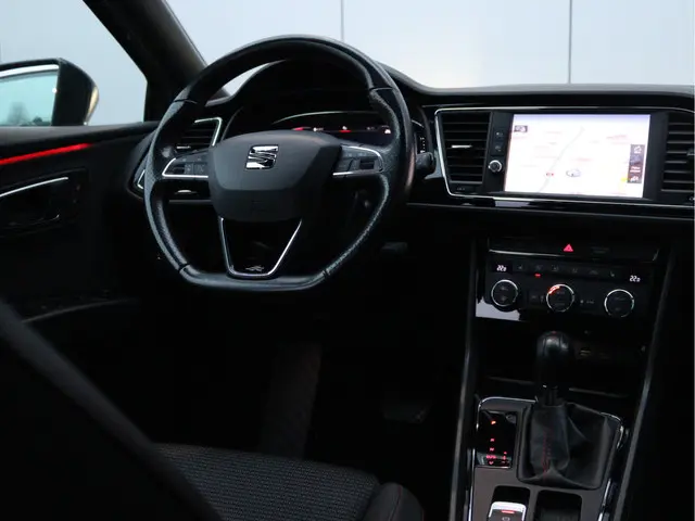 SEAT Leon 2.0 TSI FR Business Intense 2019 Benzine 19