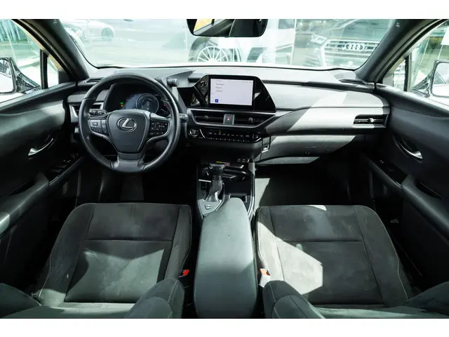 Lexus UX 250h Business Line 2022 Hybride Benzine 7